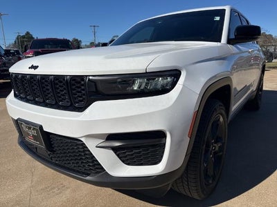 2022 Jeep Grand Cherokee Altitude