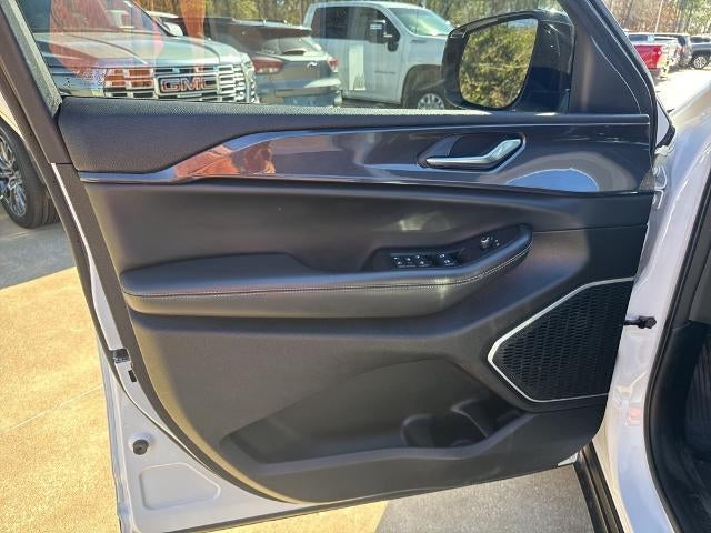 2022 Jeep Grand Cherokee Altitude