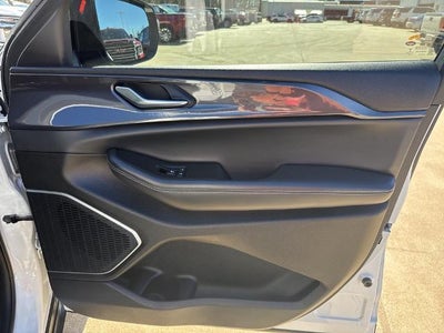 2022 Jeep Grand Cherokee Altitude