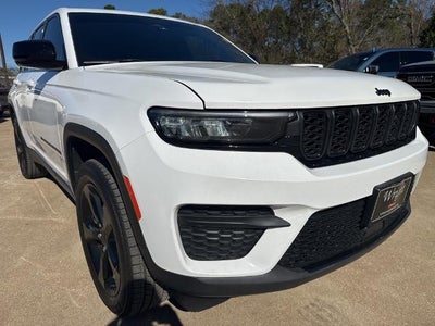 2022 Jeep Grand Cherokee Altitude