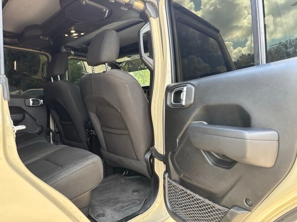 2022 Jeep Gladiator Willys