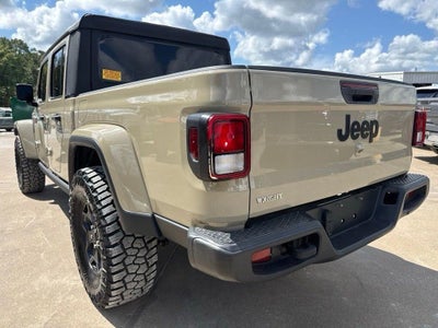 2022 Jeep Gladiator Willys