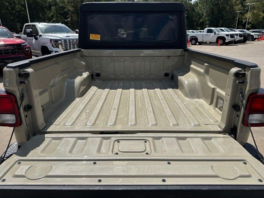 2022 Jeep Gladiator Willys