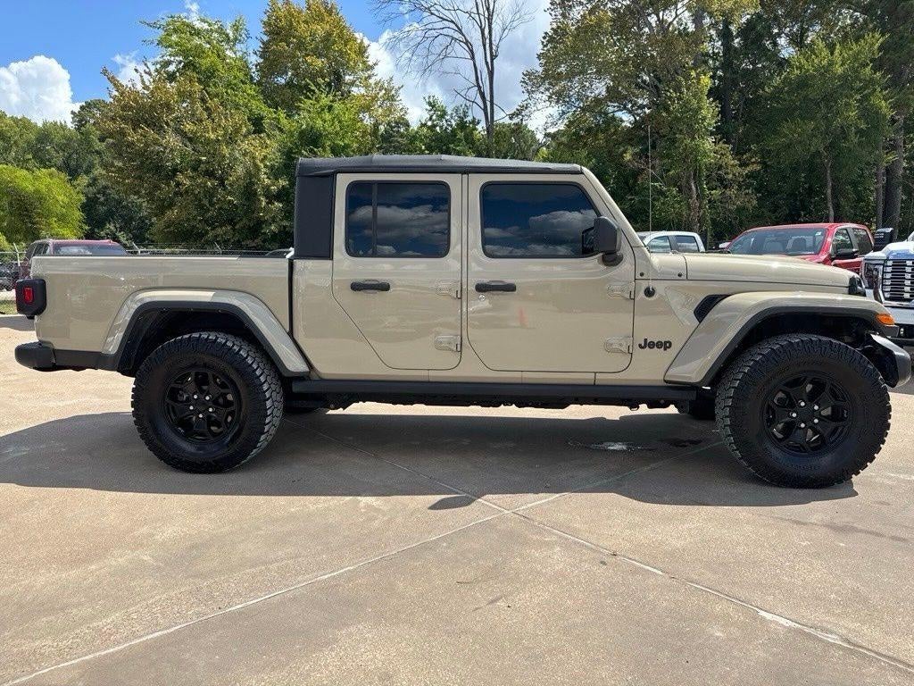2022 Jeep Gladiator Willys
