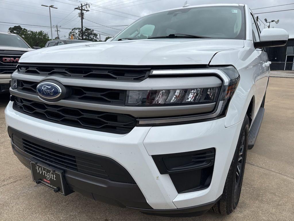 2024 Ford Expedition's photo
