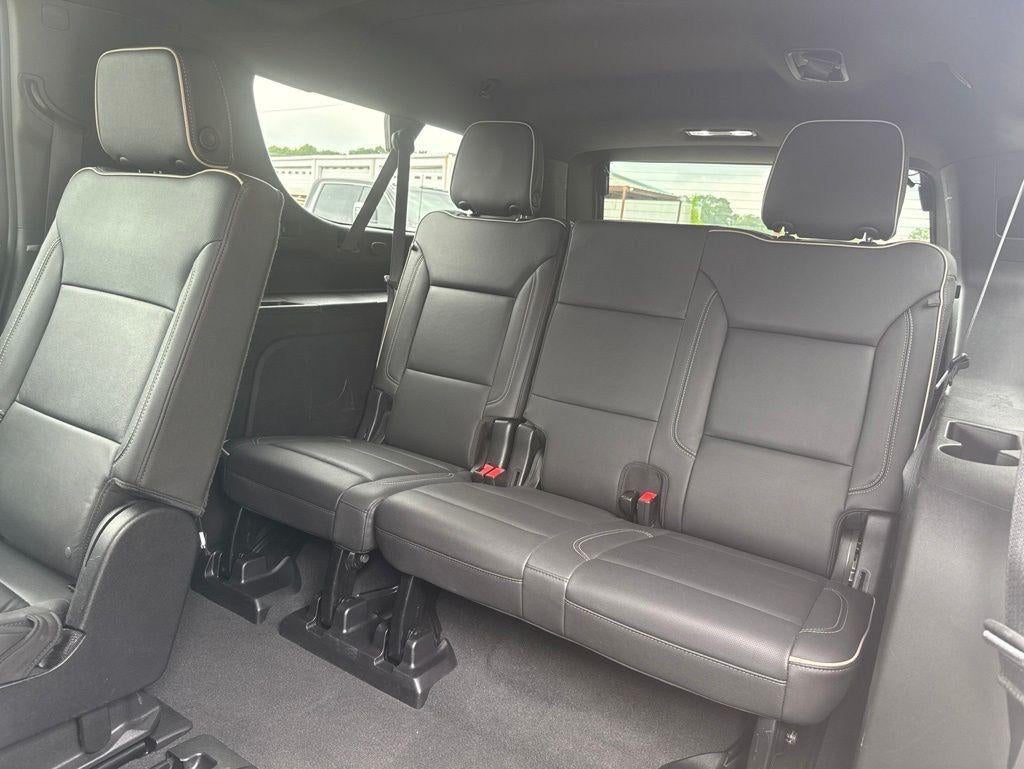 2024 GMC Yukon XL SLT