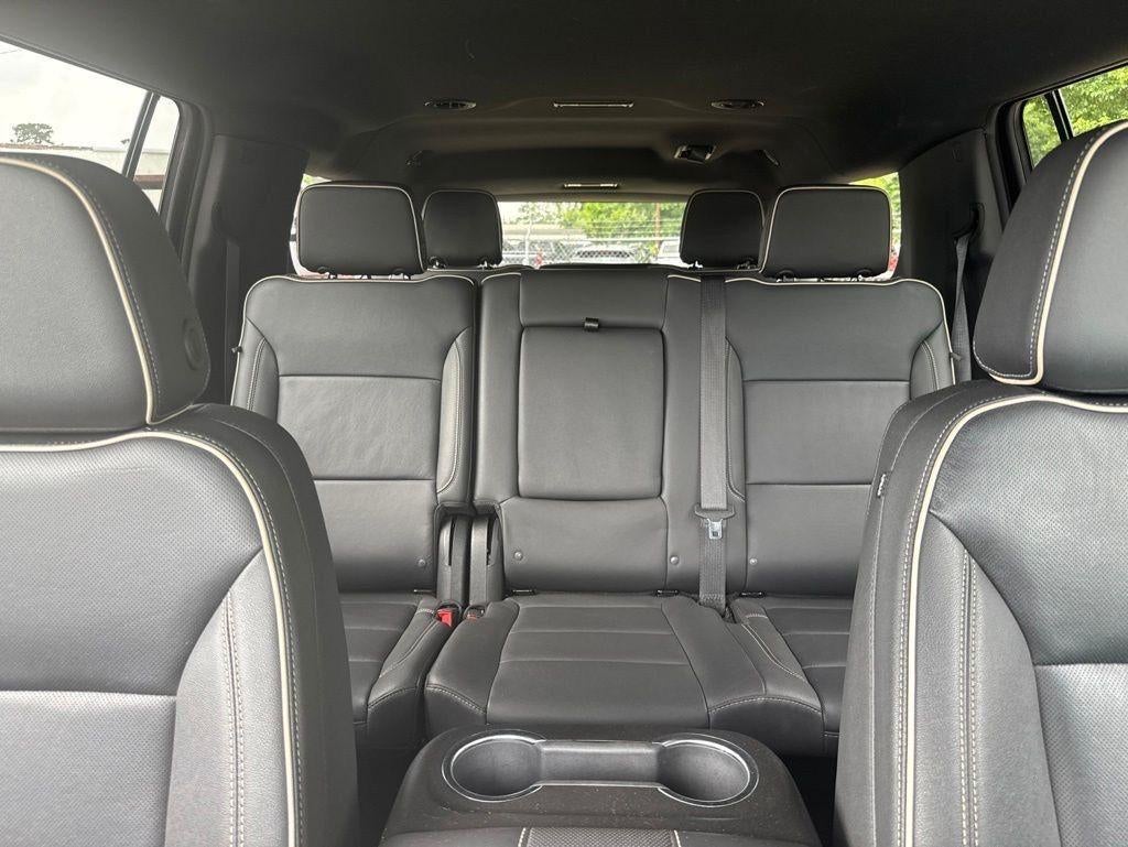 2024 GMC Yukon XL SLT