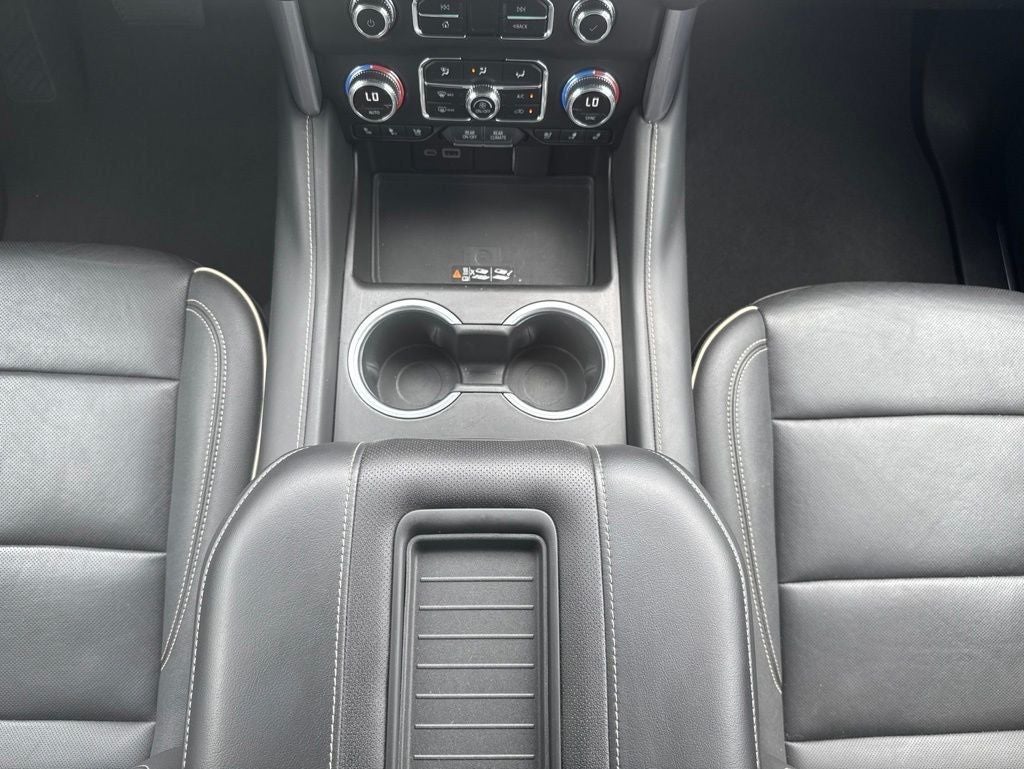 2024 GMC Yukon XL SLT