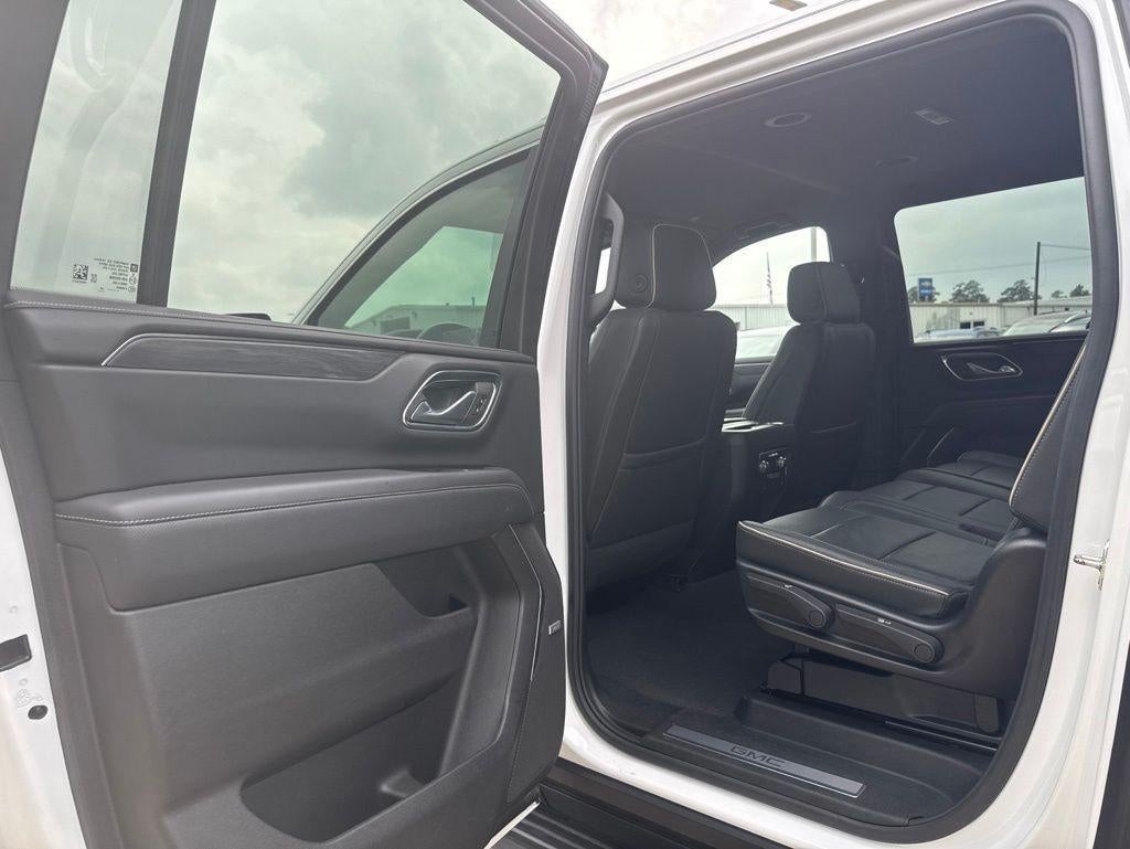 2024 GMC Yukon XL SLT