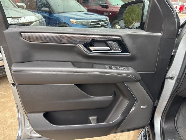 2025 GMC Yukon XL Elevation