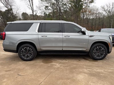 2025 GMC Yukon XL Elevation