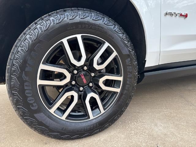 2024 GMC Yukon XL AT4