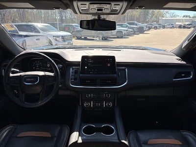 2022 GMC Yukon XL AT4