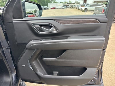2024 Chevrolet Suburban LT