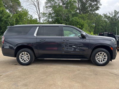 2024 Chevrolet Suburban LT