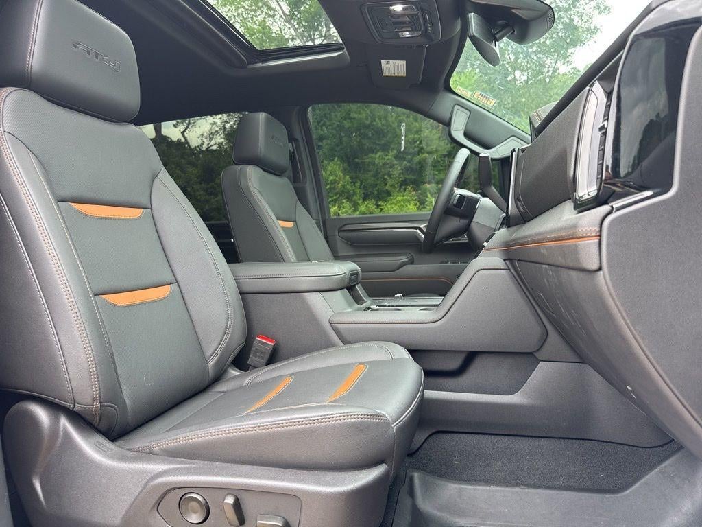 2025 GMC Sierra 2500 HD AT4