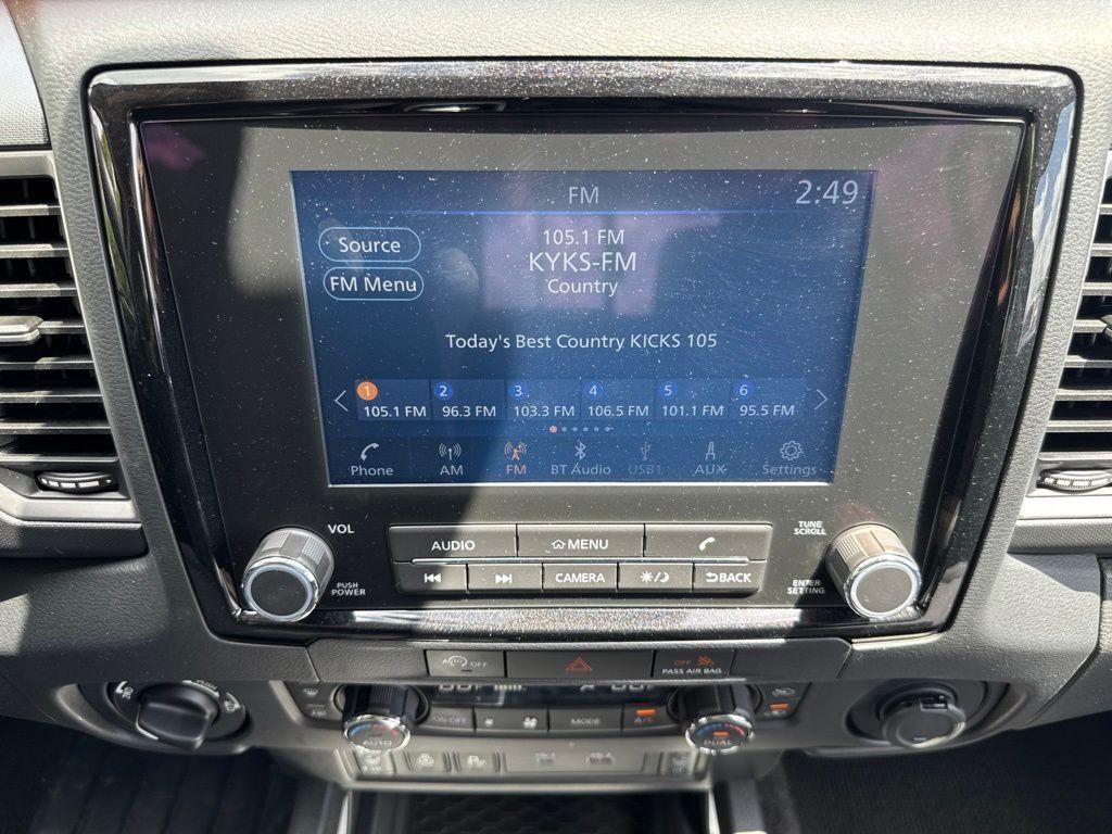 2023 Nissan Frontier SV