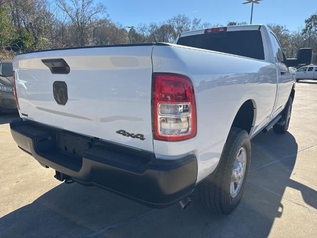 2023 RAM RAM 2500 REGULA Base