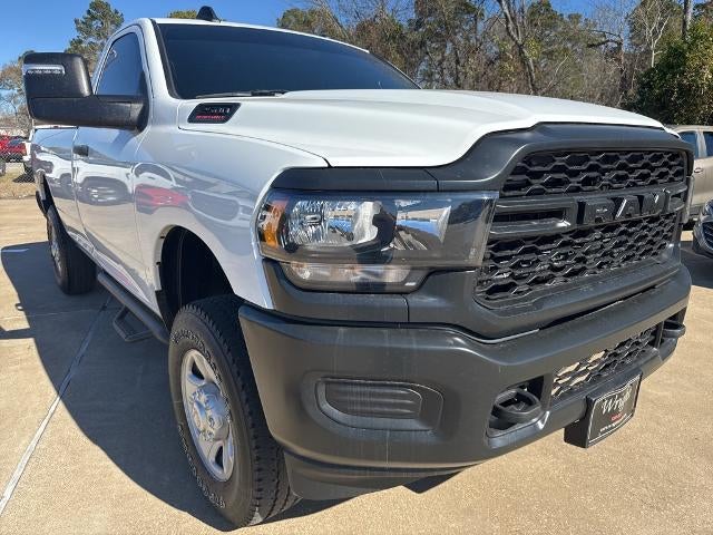 2023 RAM RAM 2500 REGULA Base