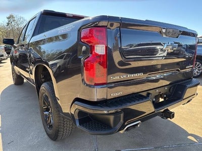 2022 Chevrolet Silverado 1500 Custom Trail Boss