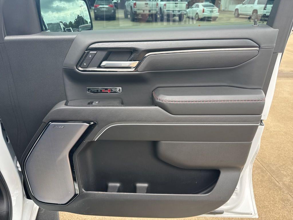 2025 GMC Sierra 1500 AT4X