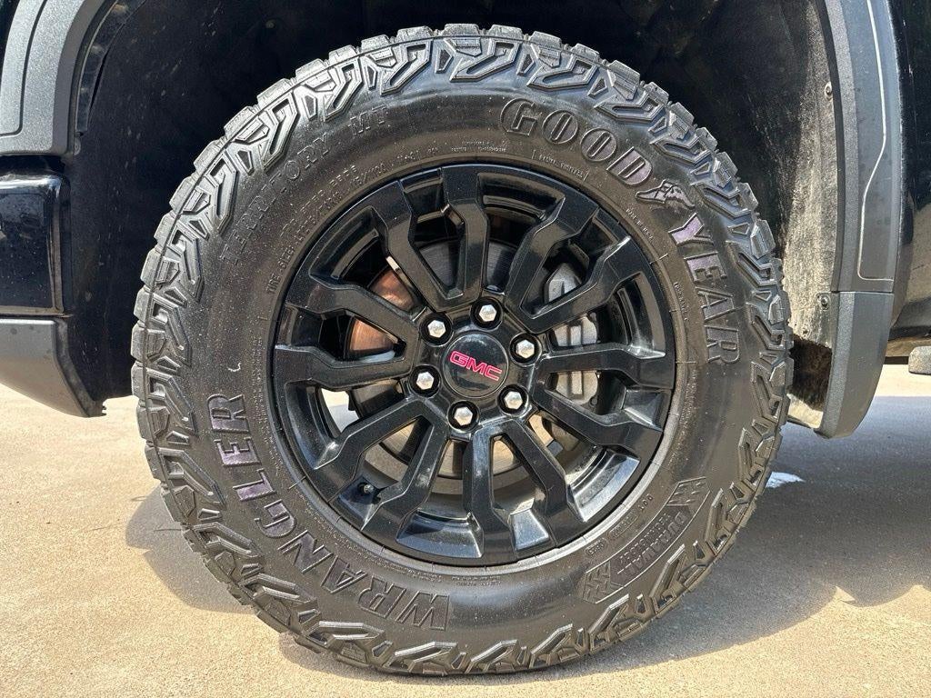 2023 GMC Sierra 1500 AT4X