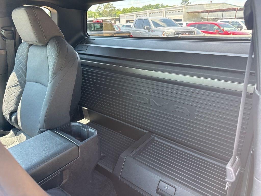 2025 Toyota Tacoma 4WD SR