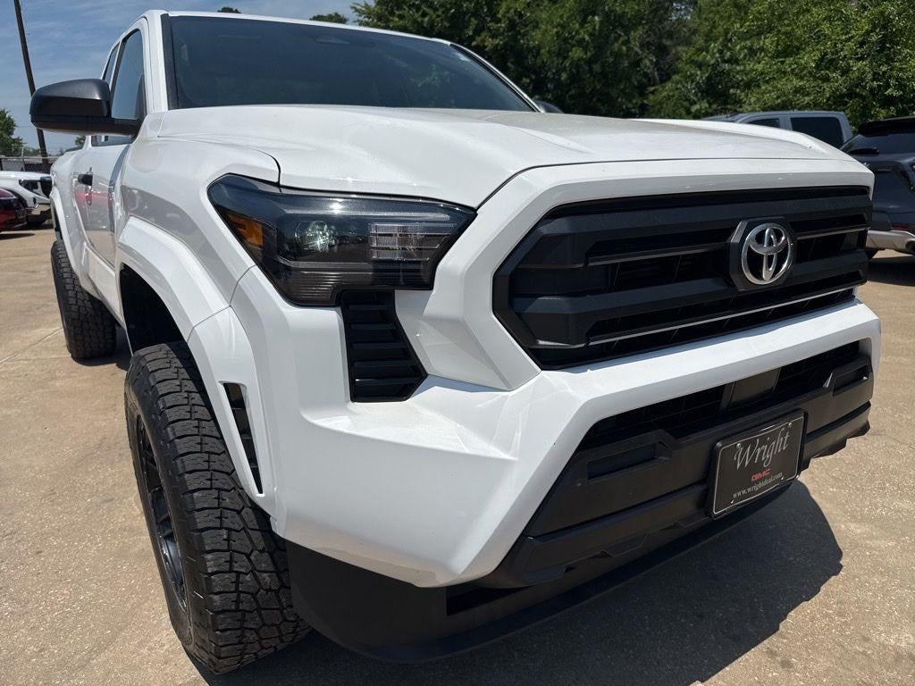 2025 Toyota Tacoma 4WD SR