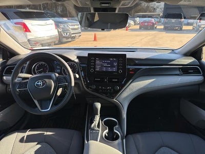 2022 Toyota Camry LE