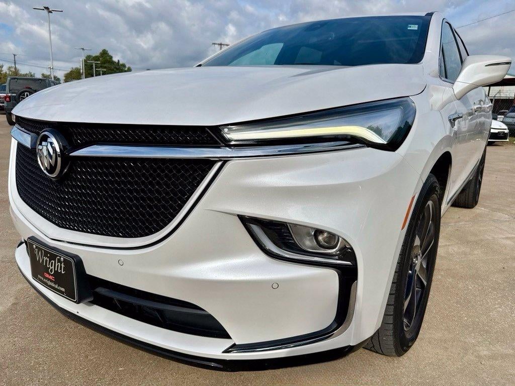 2022 Buick Enclave Essence