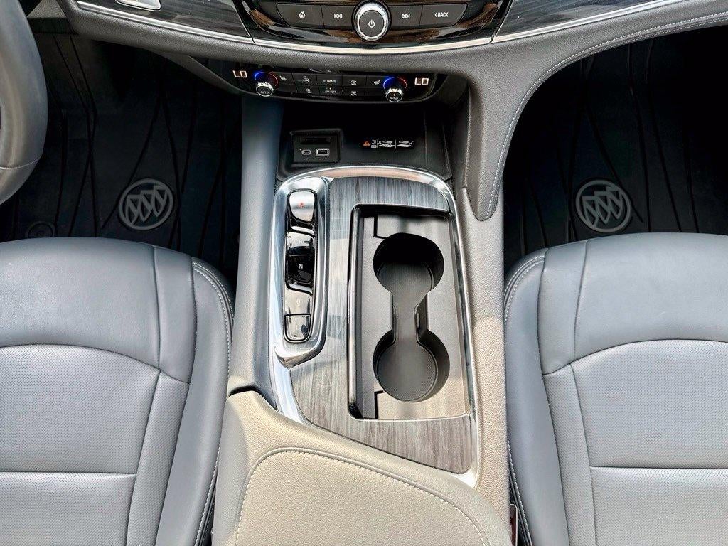 2022 Buick Enclave Essence
