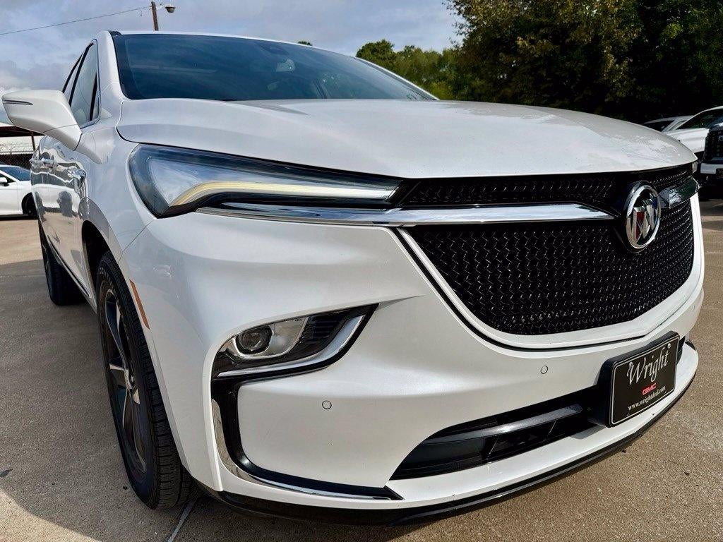 2022 Buick Enclave Essence