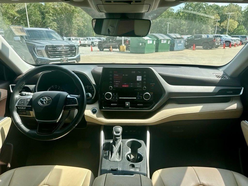 2021 Toyota Highlander XLE