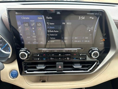 2022 Toyota Highlander Hybrid Limited