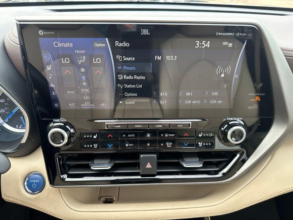 2022 Toyota Highlander Hybrid Limited