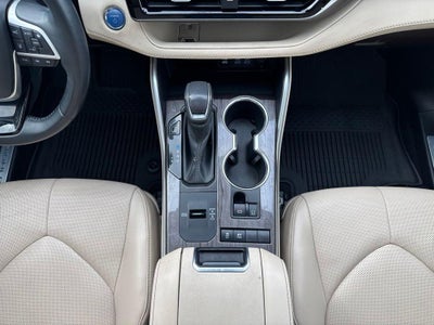 2022 Toyota Highlander Hybrid Limited