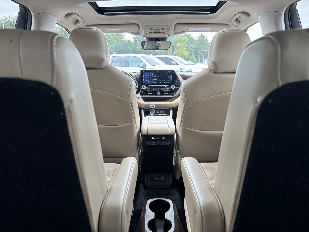 2022 Toyota Highlander Hybrid Limited