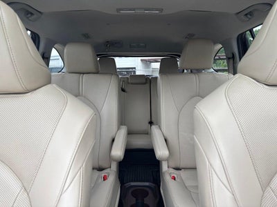 2022 Toyota Highlander Hybrid Limited