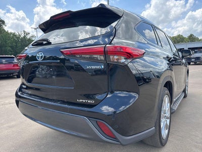 2022 Toyota Highlander Hybrid Limited