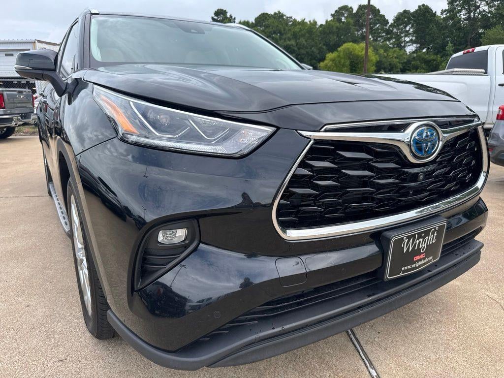 2022 Toyota Highlander Hybrid Limited