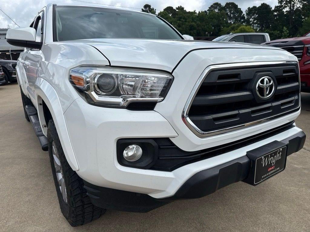 2017 Toyota Tacoma SR5