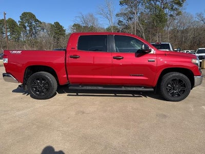 2019 Toyota Tundra 4WD SR5