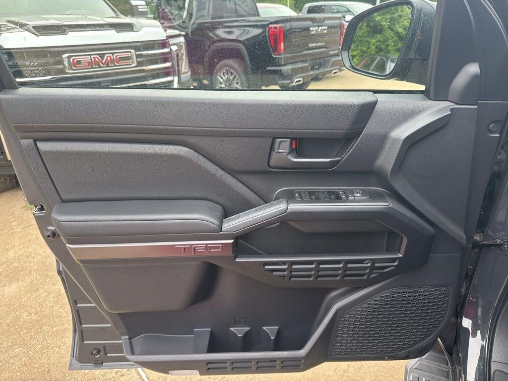 2025 Toyota 4Runner Hybrid TRD Off Road