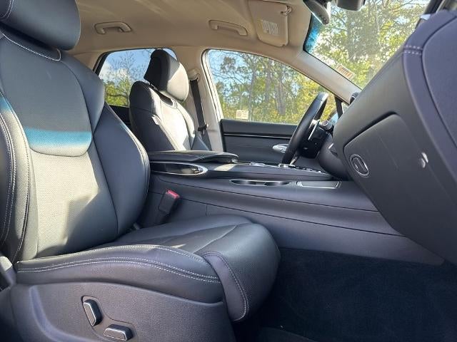 2025 Genesis GV70 2.5T