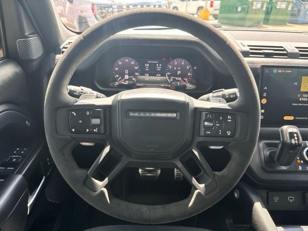 2023 Land Rover Defender V8